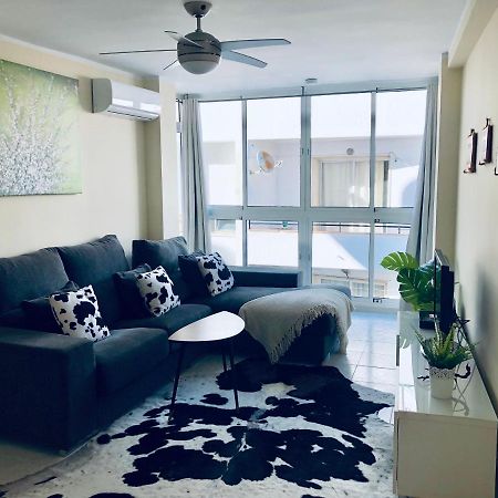 Beautiful Modern Apartment 100M From The Sea Fuengirola Exterior photo
